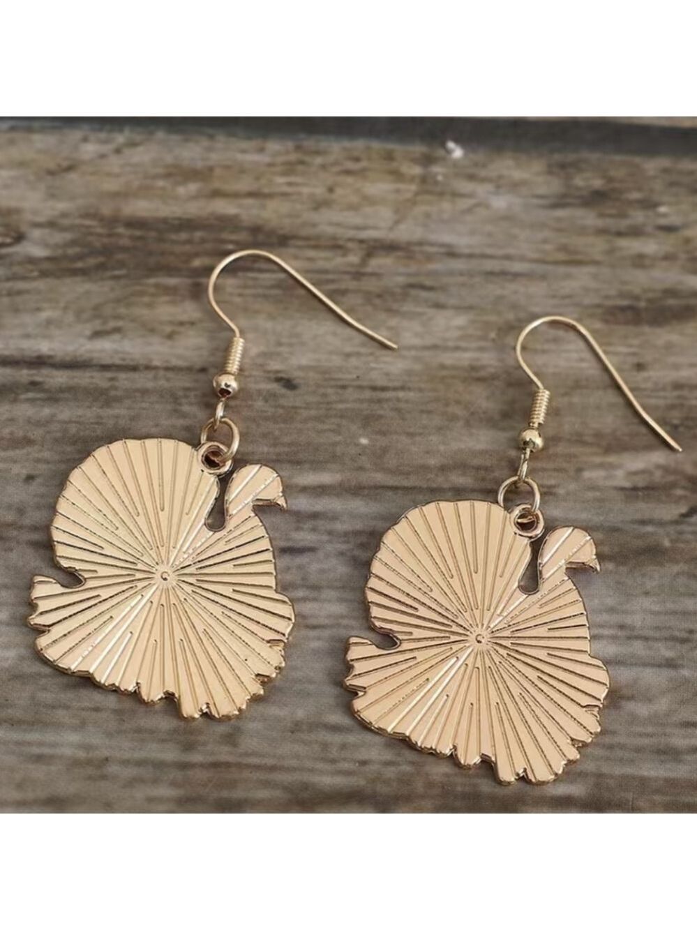 🍁Earrings--Fun Turkey Design - Picture 3 of 3